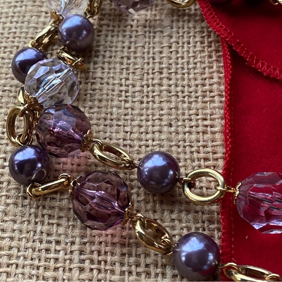 VINTAGE GOLD TONE KJL KENNETH JAY LANE AMETHYST LUCITE FAUX PEARL BEAD NECKLACE - Picture 3 of 5